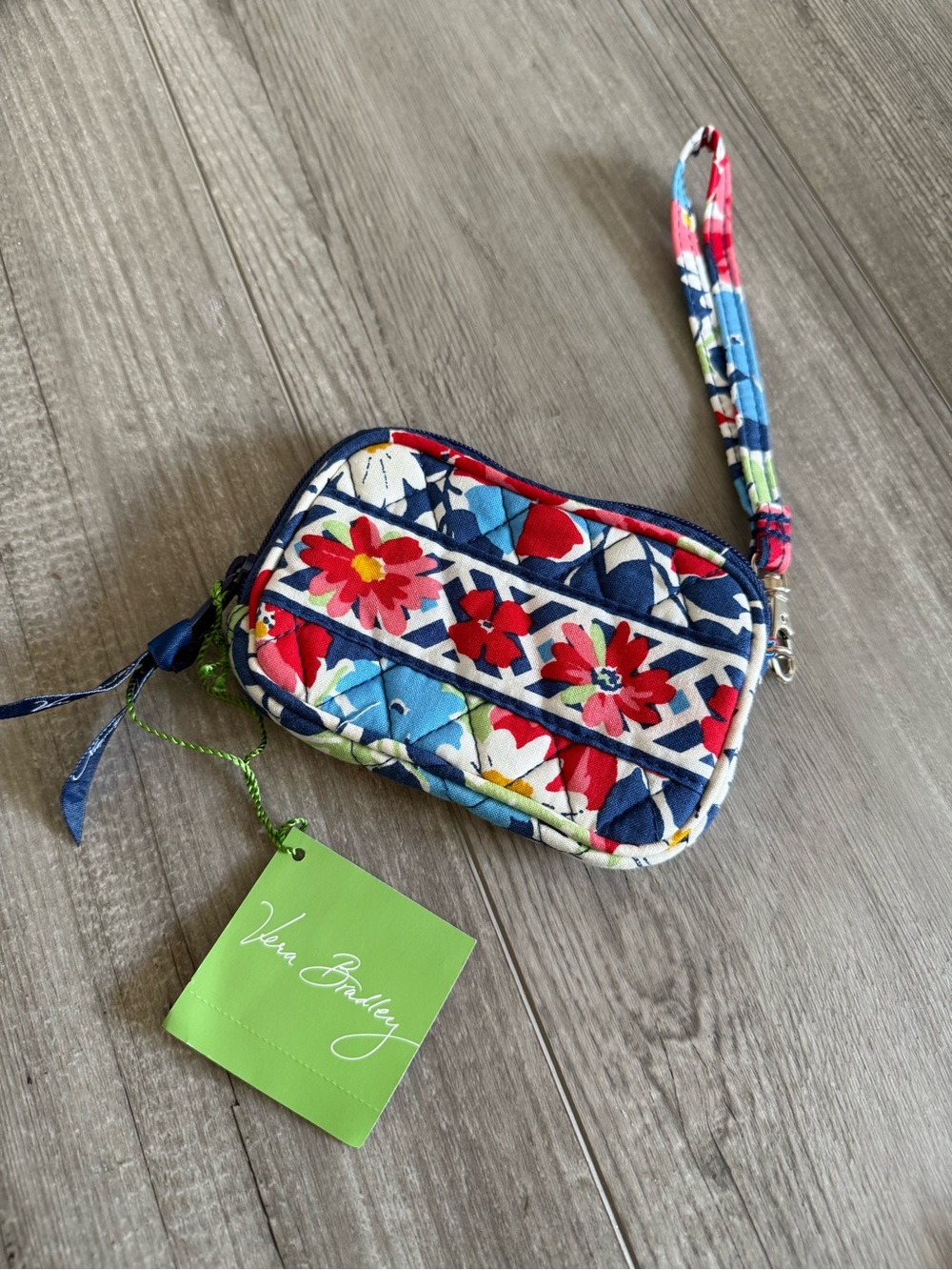 Vera Bradley Tech Case/Wristlet in Summer Cottage NWT